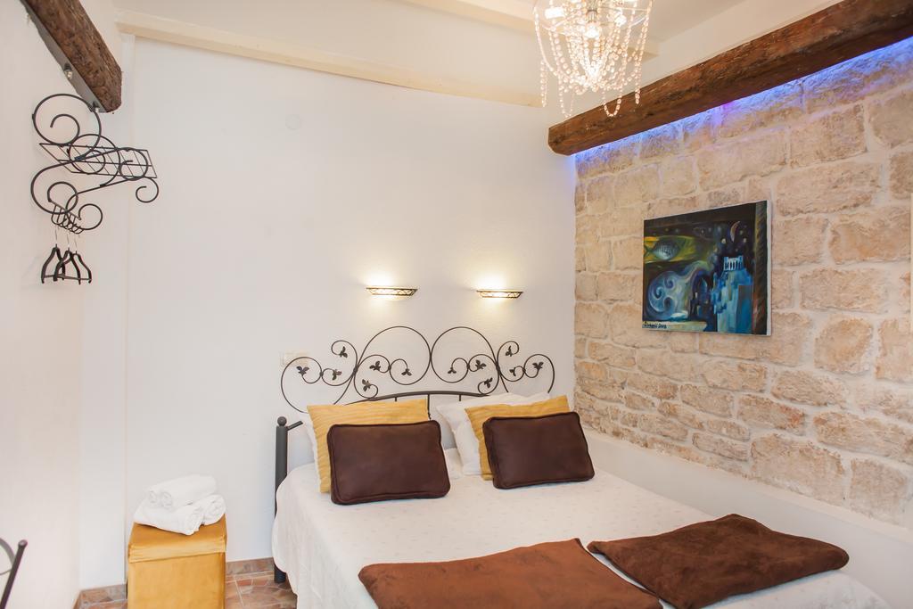 Apartments Laurus Šibenik Екстериор снимка