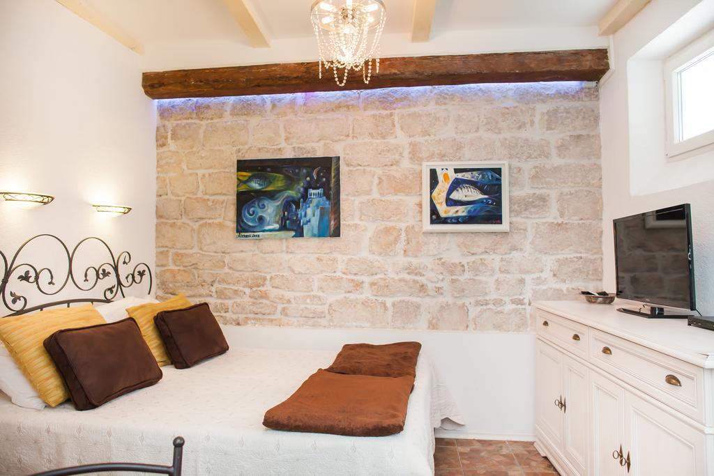 Apartments Laurus Šibenik Екстериор снимка