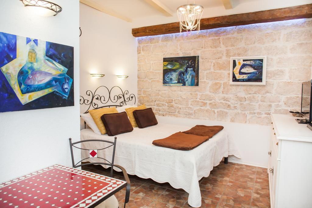 Apartments Laurus Šibenik Екстериор снимка