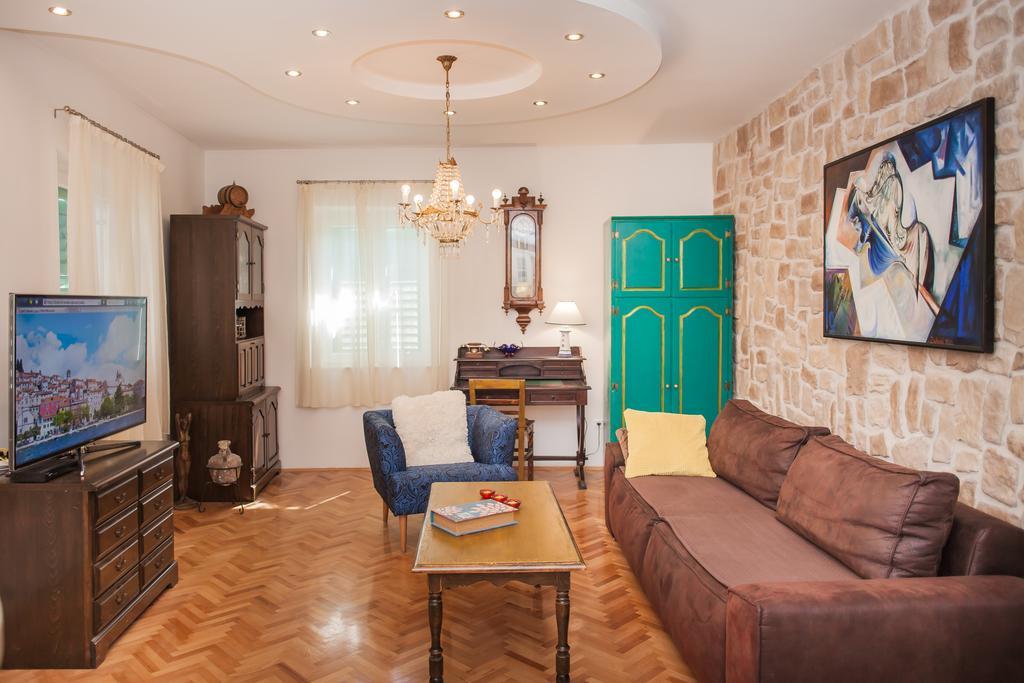 Apartments Laurus Šibenik Екстериор снимка